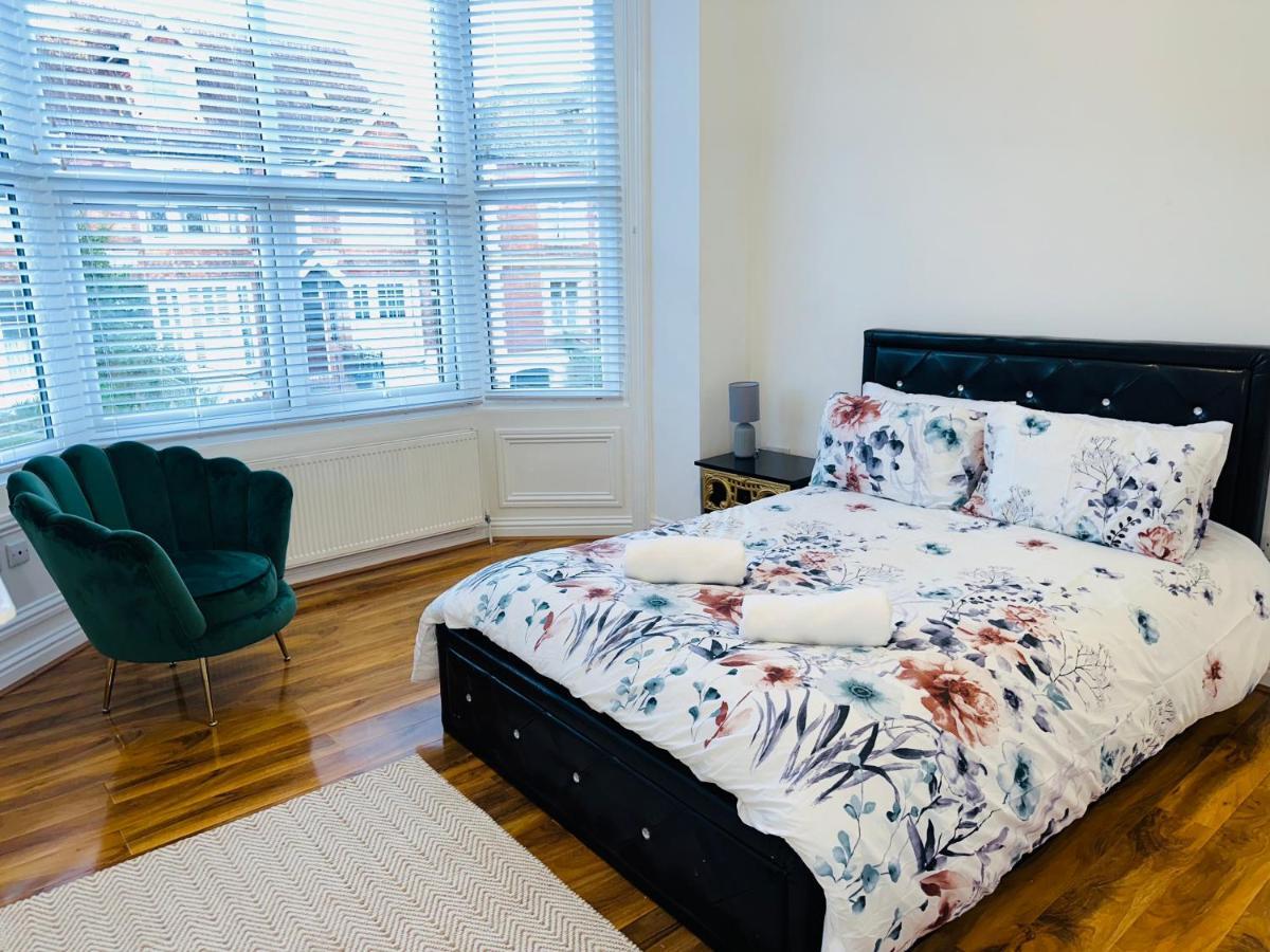 Newly Refurbished Two Bedrooms Flat St Leonards-on-Sea Exterior foto